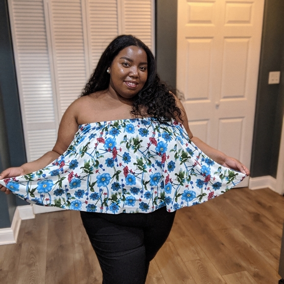 Rebdolls Strapless Crop Top - Picture 1 of 2